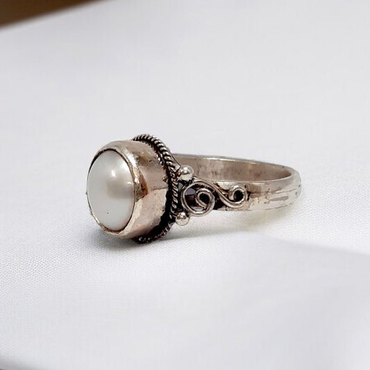 Regal Pearl Crest Ring