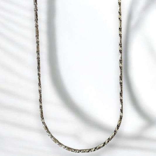 Knight’s Valor Chain