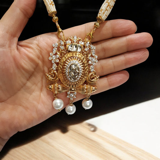 Regal Glow Pendant Set