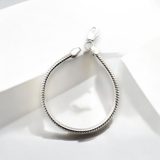 Serpent's Gleam Men’s Bracelet