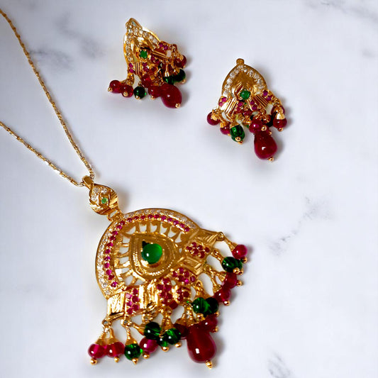 Regalia Royale Pendant Set